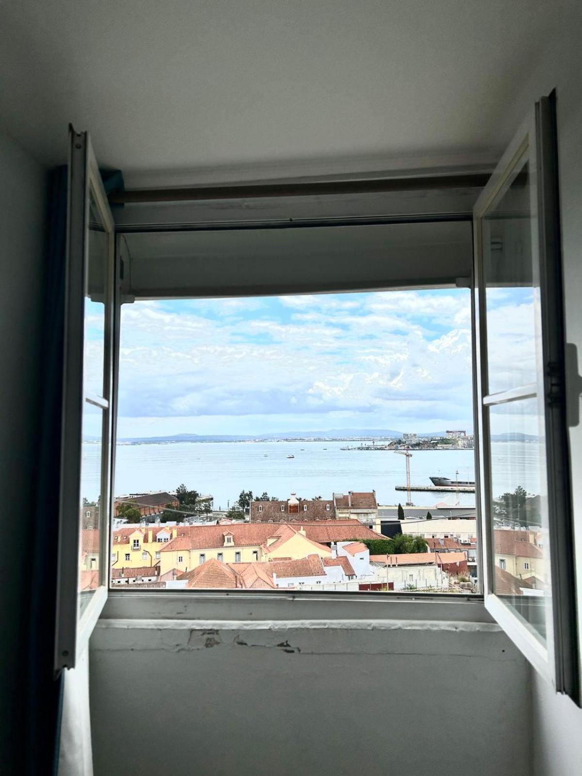 Santos Apartment In Central Lisbon With River View Exteriér fotografie
